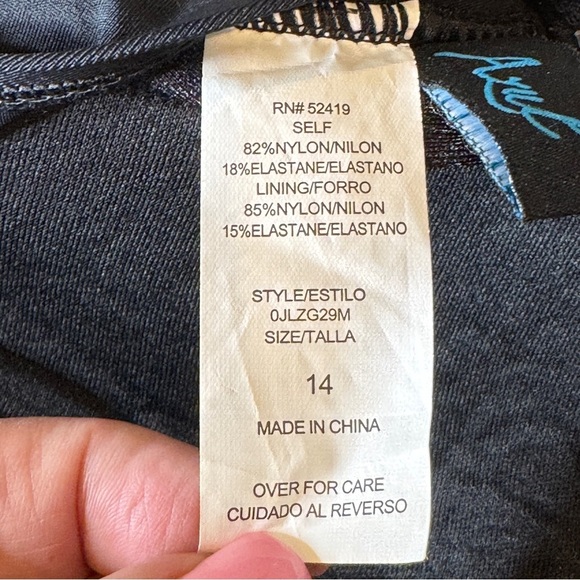 Azul by Maxine of Hollywood Sz 14 Black Leaf Women’s One Piece Swimsuit NWT - Picture 8 of 13